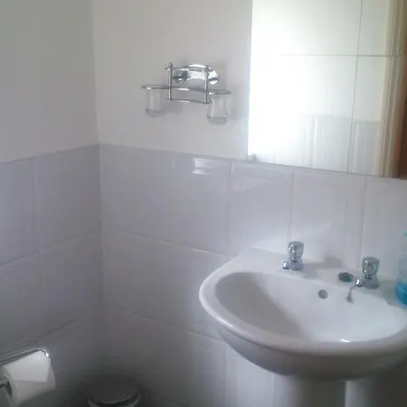 House Bed & Breakfast 3*