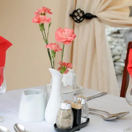 Bed and breakfast House